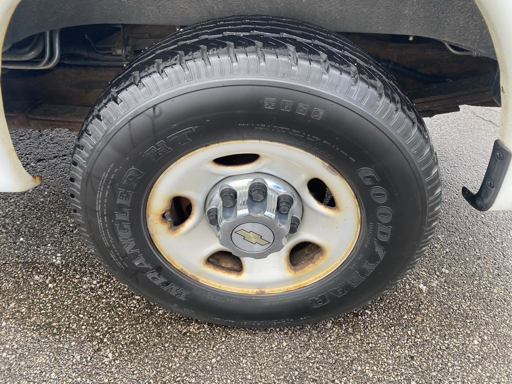 Used 2015 Chevrolet Express 2500 LT w/ LT Preferred Equipment Group image 24