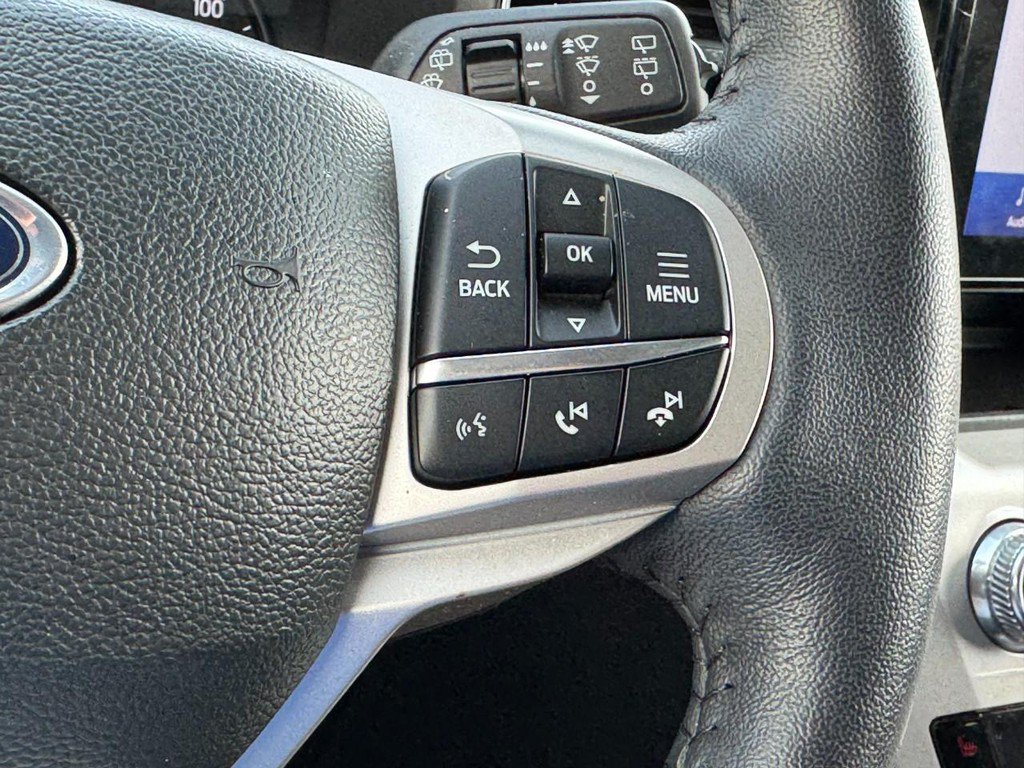 Used 2023 Ford Explorer XLT w/ Equipment Group 202A AWD/4WD image 20