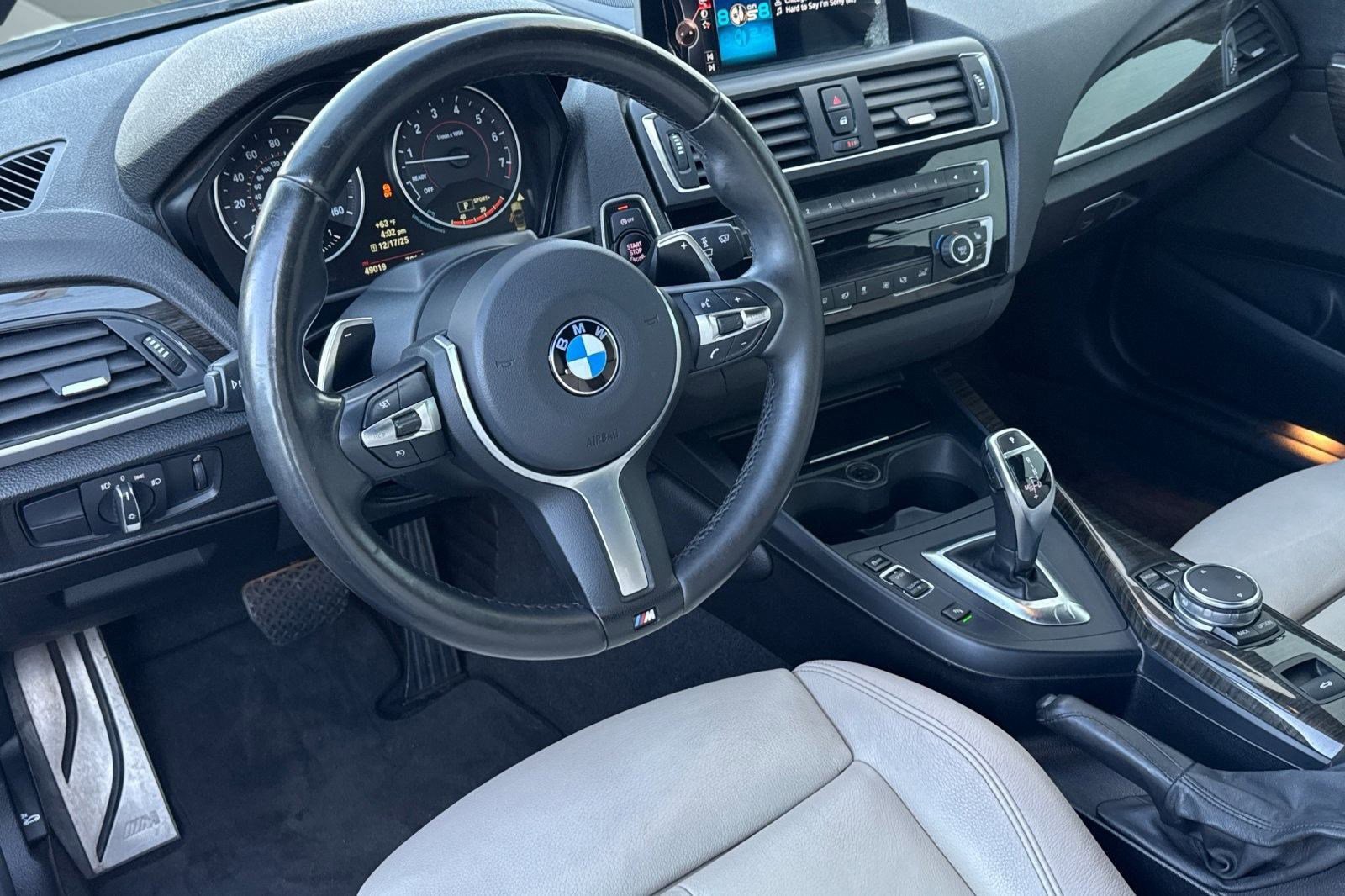 Used 2016 BMW M235i xDrive Convertible image 27