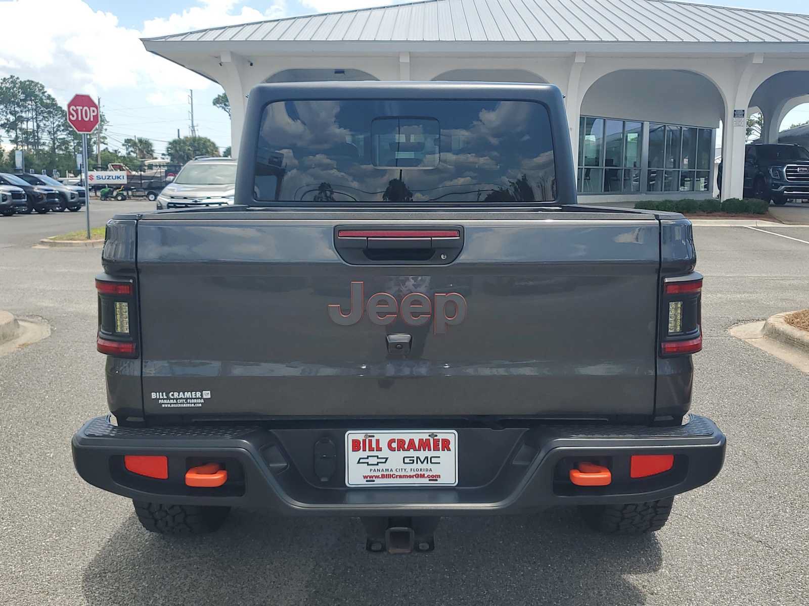 Used 2023 Jeep Gladiator Mojave w/ Trailer Tow Package AWD/4WD image 5
