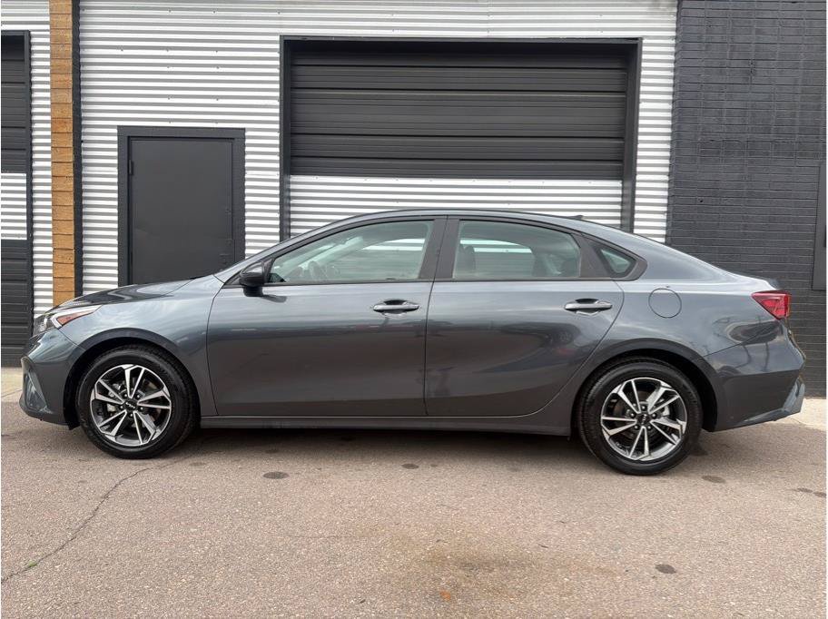 Used 2024 Kia Forte LXS FWD image 7