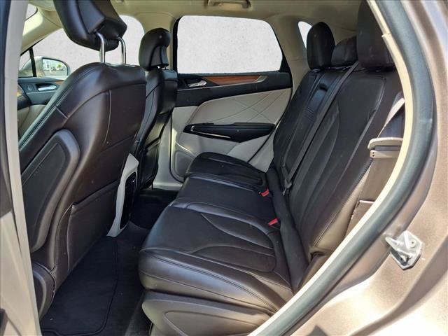 Used 2018 Lincoln MKC Select w/ Select Plus Package FWD image 19