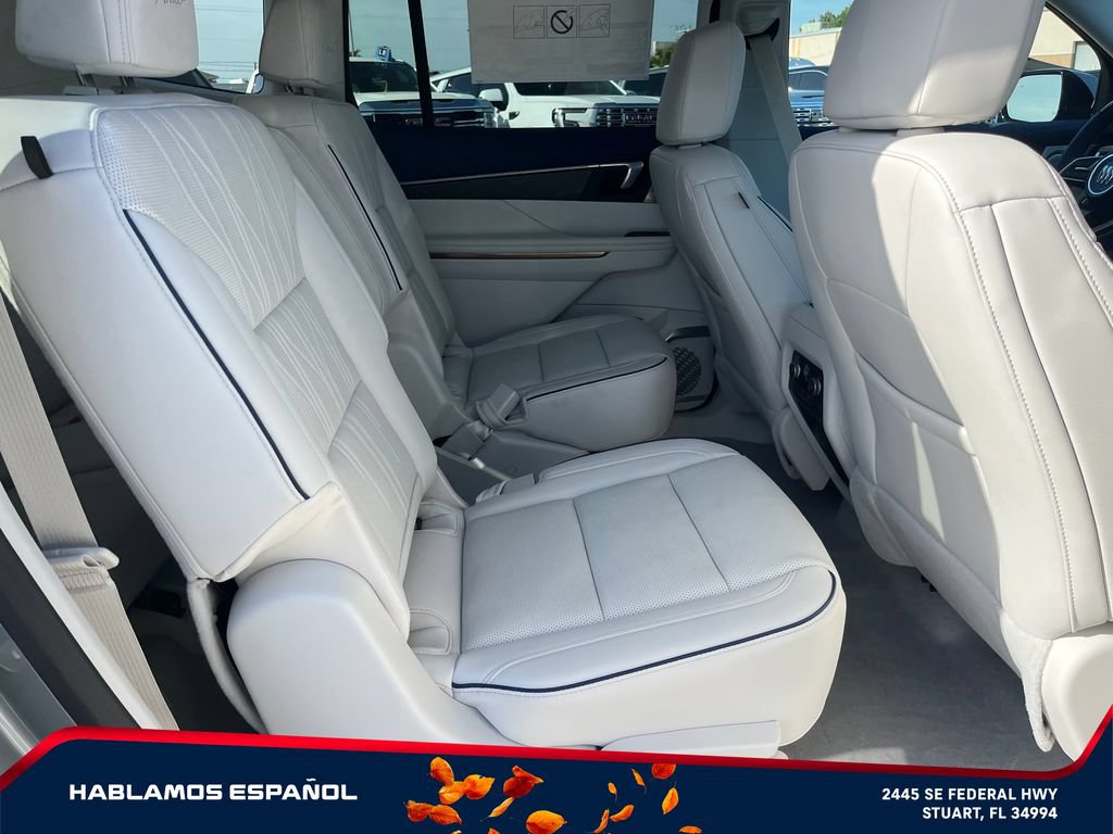 New 2026 Buick Enclave Avenir w/ Super Cruise Package AWD/4WD image 18