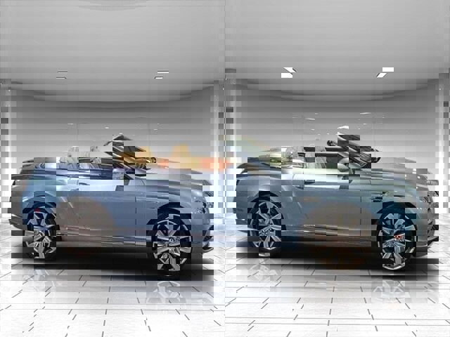 Used 2016 Bentley Continental GT image 2