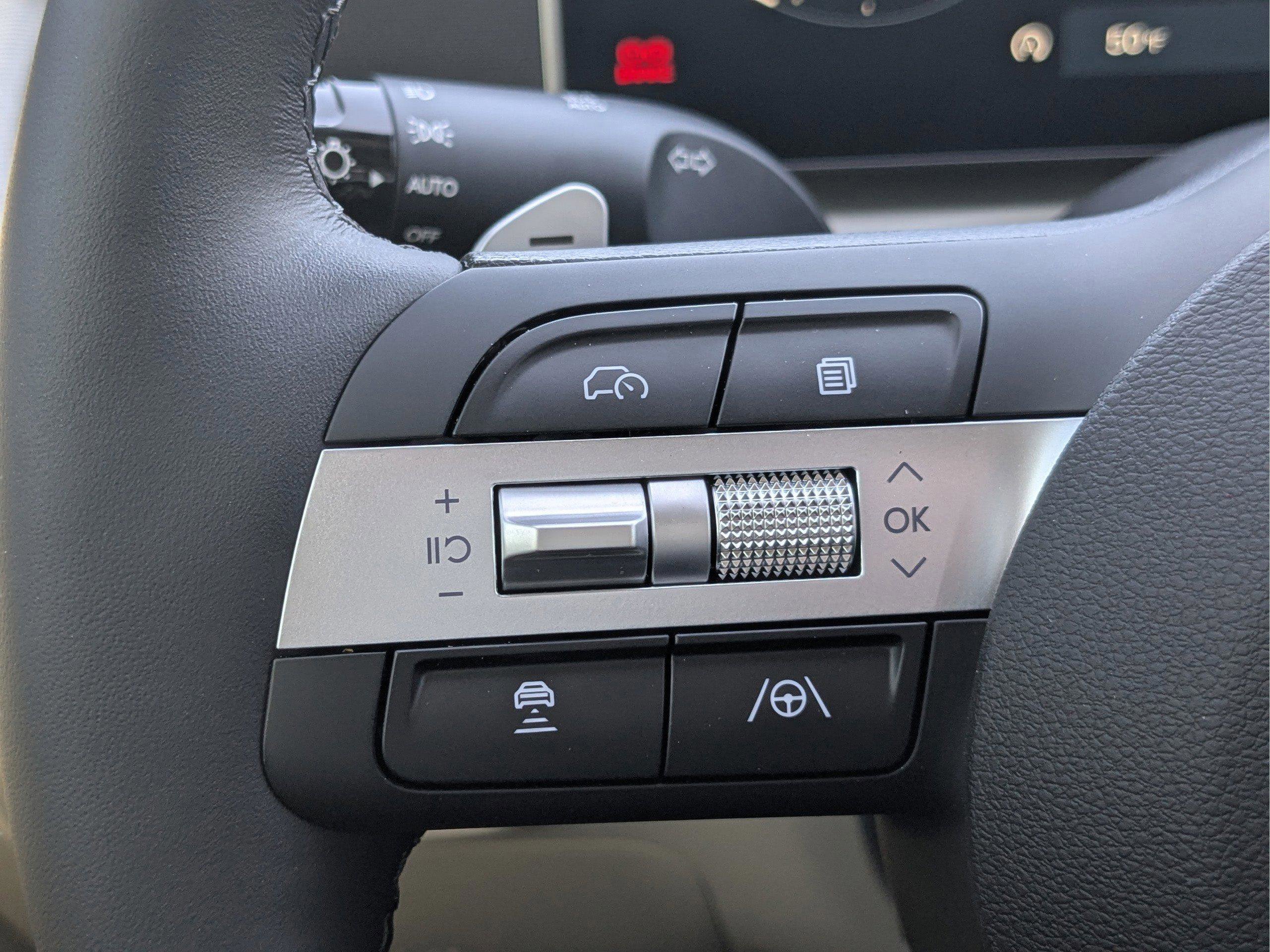 New 2026 Hyundai Tucson Limited image 30