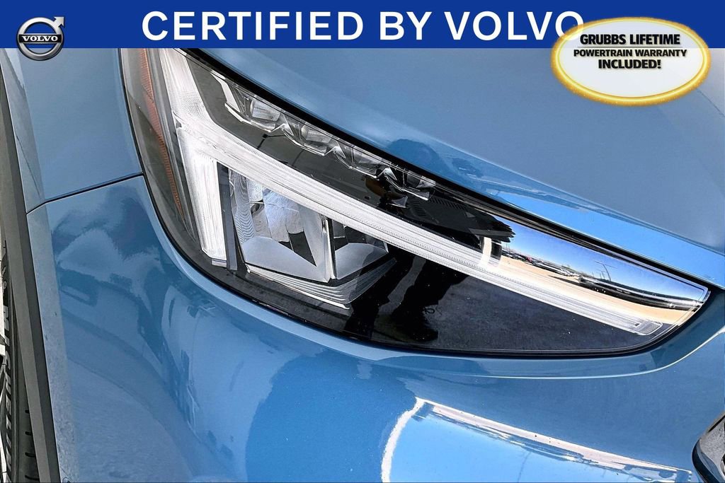 Used 2023 Volvo XC40 B5 Ultimate w/ Protection Package Premier image 39
