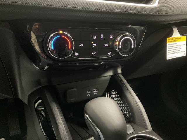 New 2026 Chevrolet TrailBlazer LT w/ LT Cold Weather Package FWD image 14