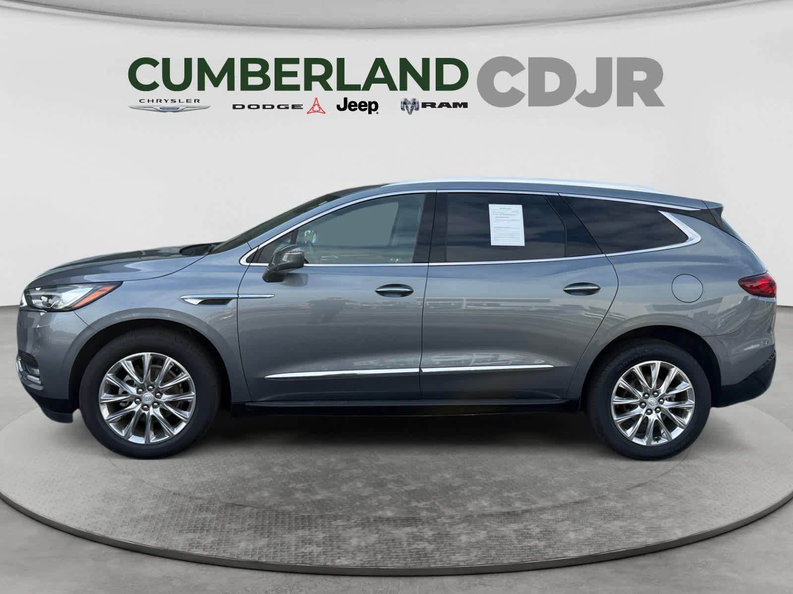 Used 2020 Buick Enclave Premium w/ LPO, Luxury Package FWD image 3