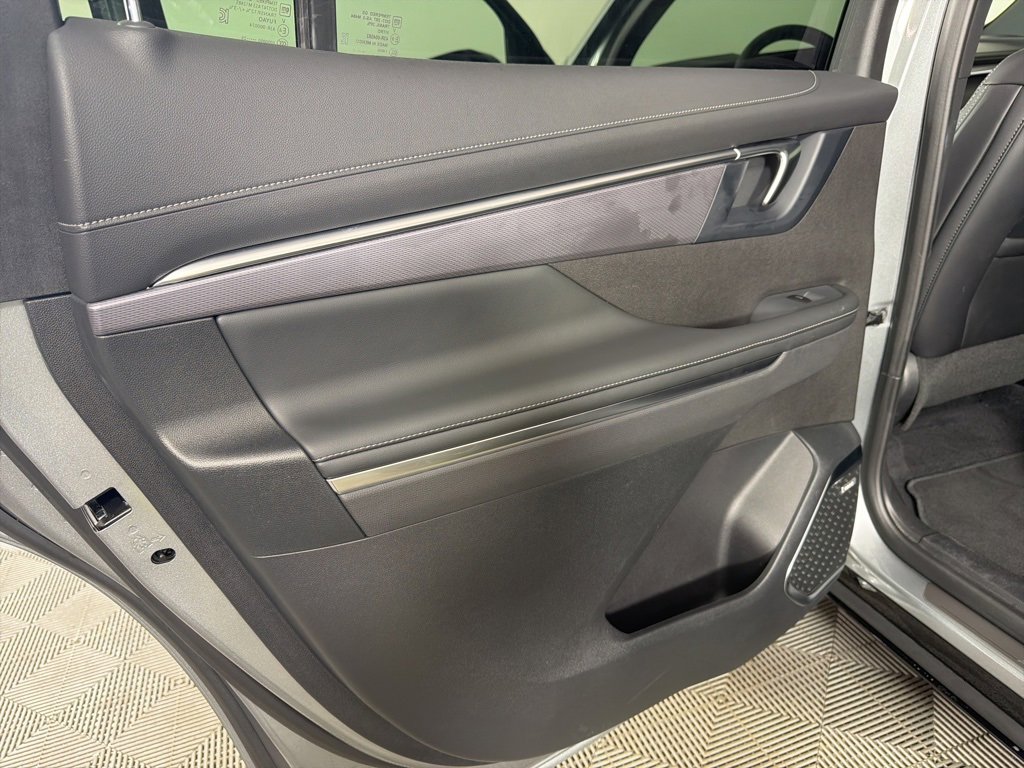 Used 2025 Buick Enclave Sport Touring image 22