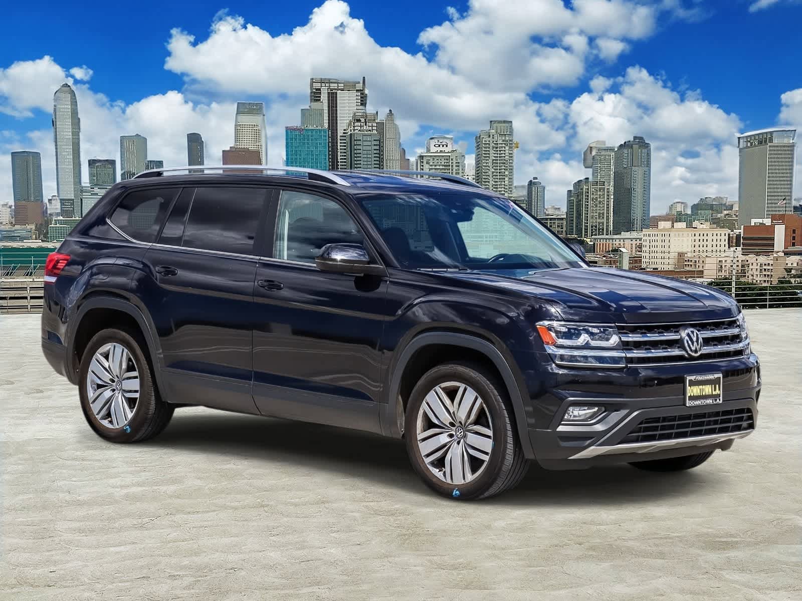 Used 2019 Volkswagen Atlas SE w/ Towing Package FWD image 3