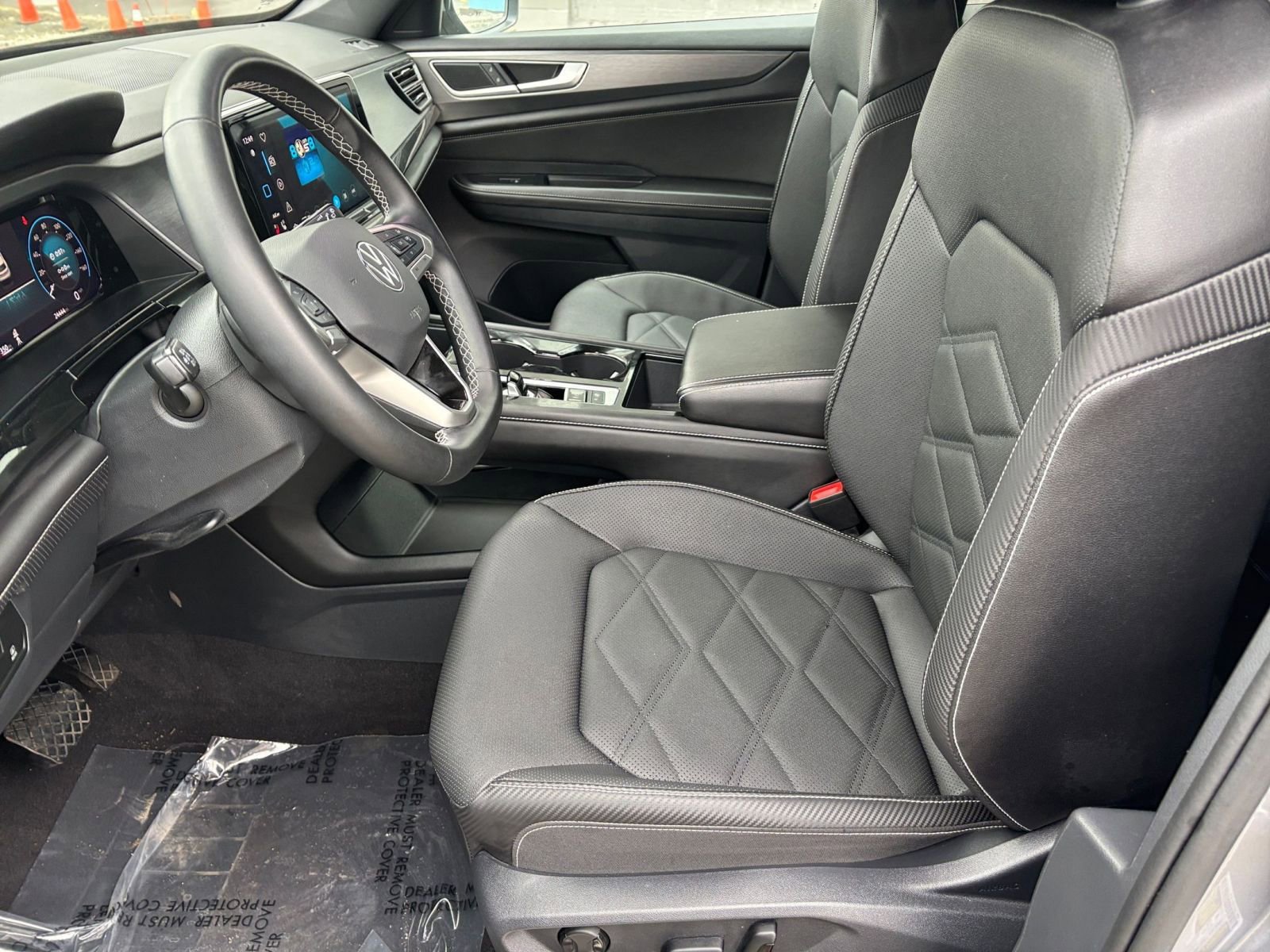 Used 2025 Volkswagen Atlas Cross Sport SE image 23