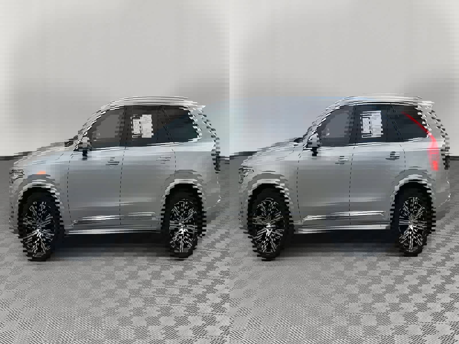 Used 2022 Volvo XC90 T6 Inscription w/ Lounge Package image 8