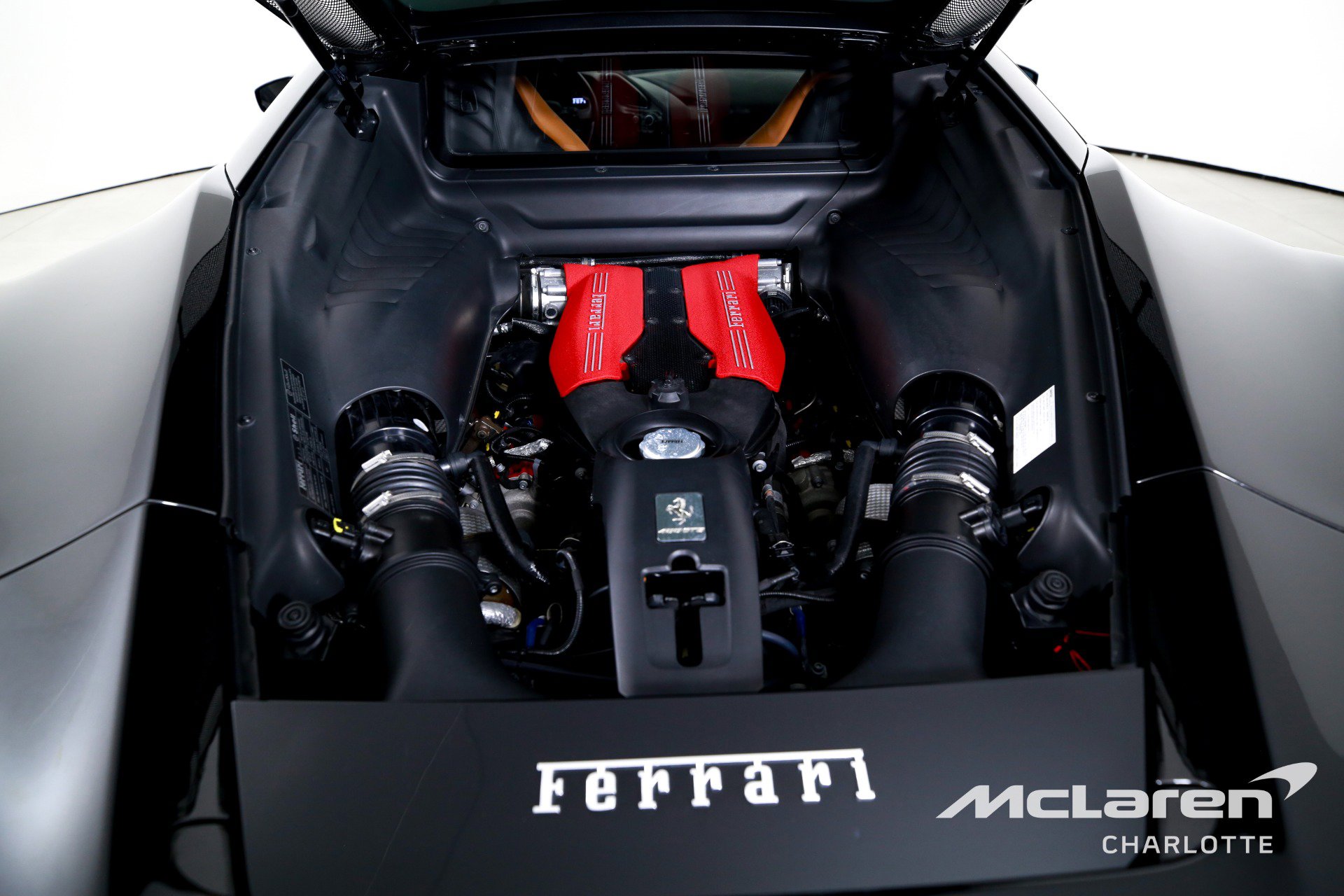 Used 2018 Ferrari 488 GTB RWD image 24