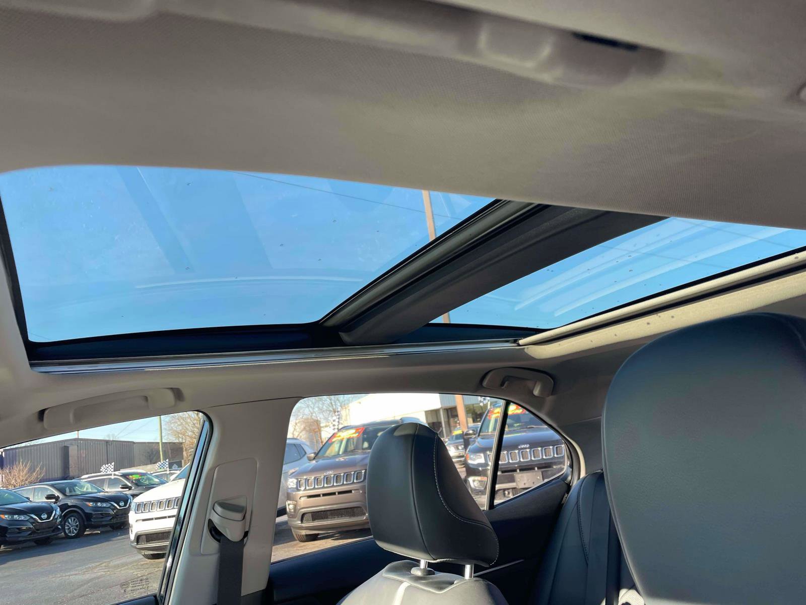 Used 2020 Toyota Camry XSE image 8