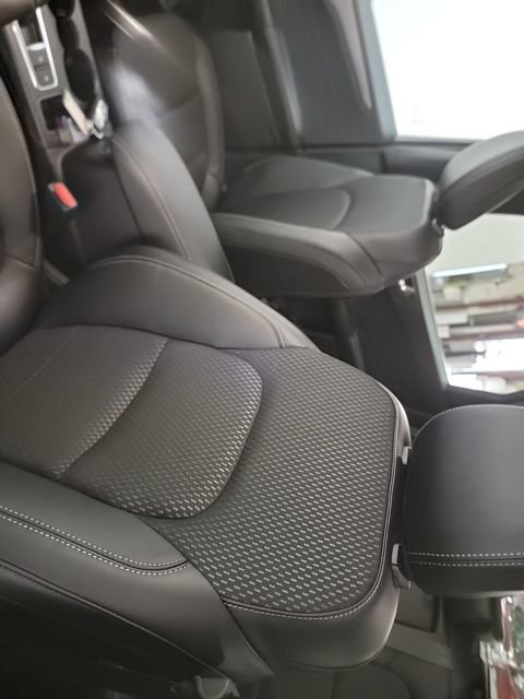 New 2025 Ford Escape SE w/ Class II Trailer Tow Package image 24