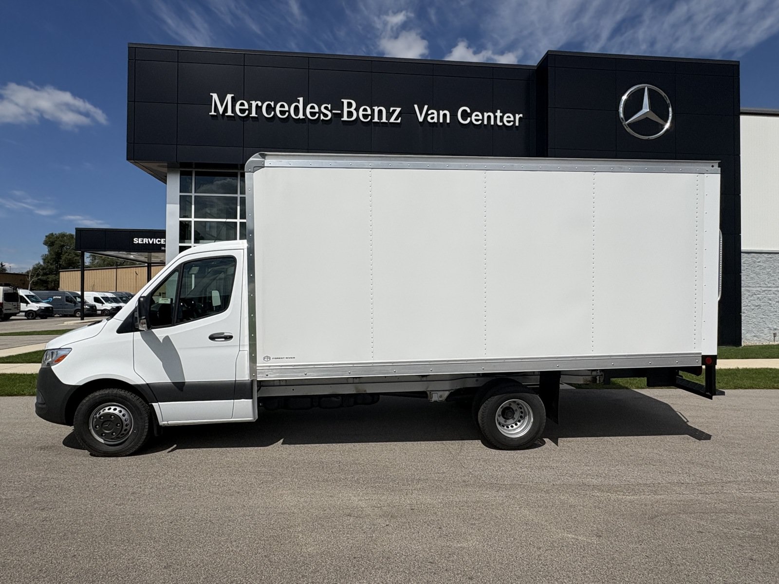 New 2025 Mercedes-Benz Sprinter 3500 image 1