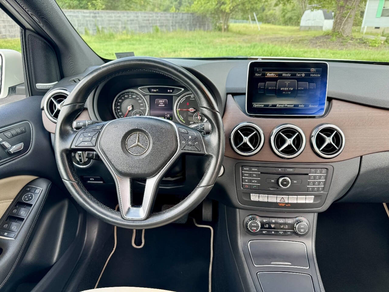 Used 2015 Mercedes-Benz B 250e image 15