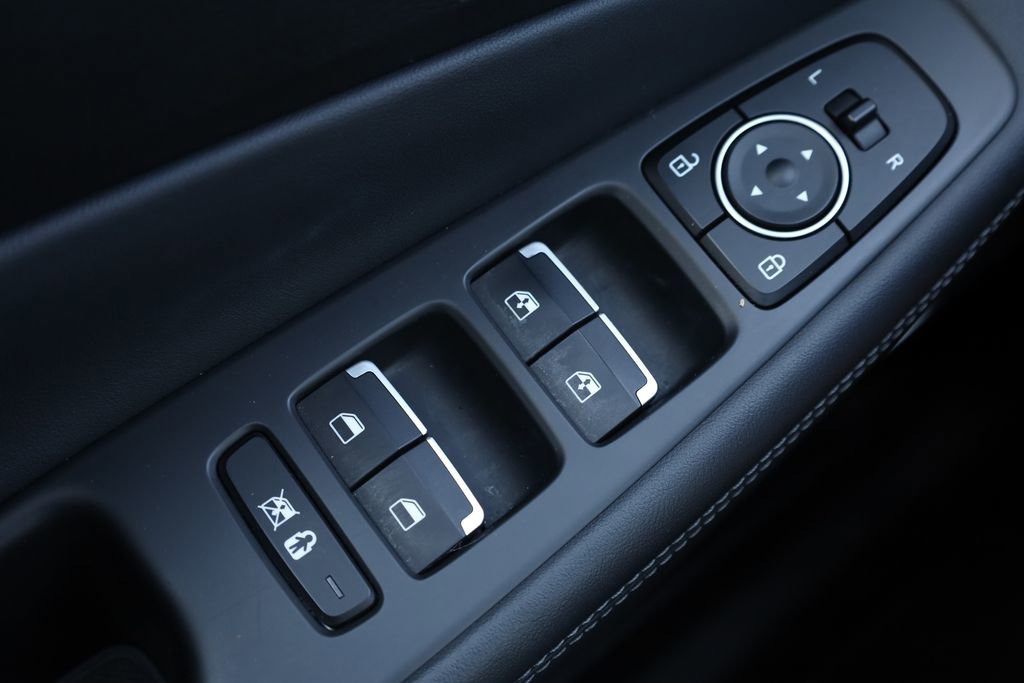 Used 2019 Hyundai Santa Fe FWD image 19