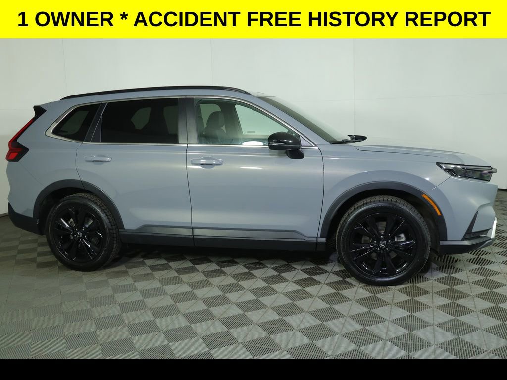 Used 2023 Honda CR-V Sport Touring image 2