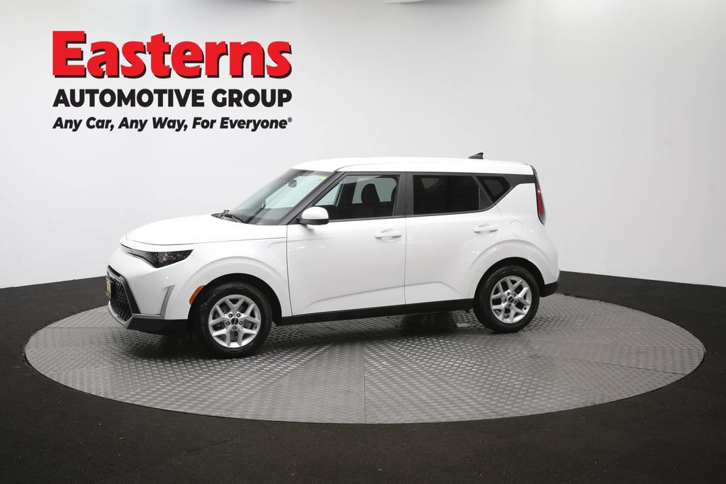 Used 2024 Kia Soul LX w/ Option Group 015 FWD image 57