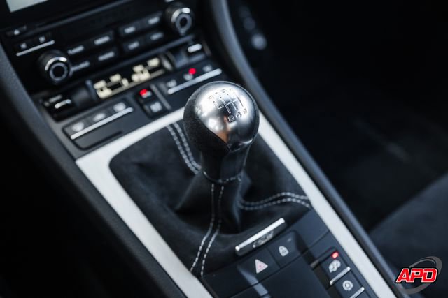 Used 2020 Porsche 718 Cayman GT4 RWD image 12