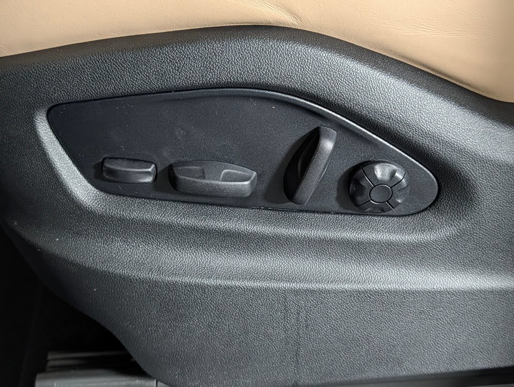 New 2026 Porsche Cayenne AWD/4WD image 28