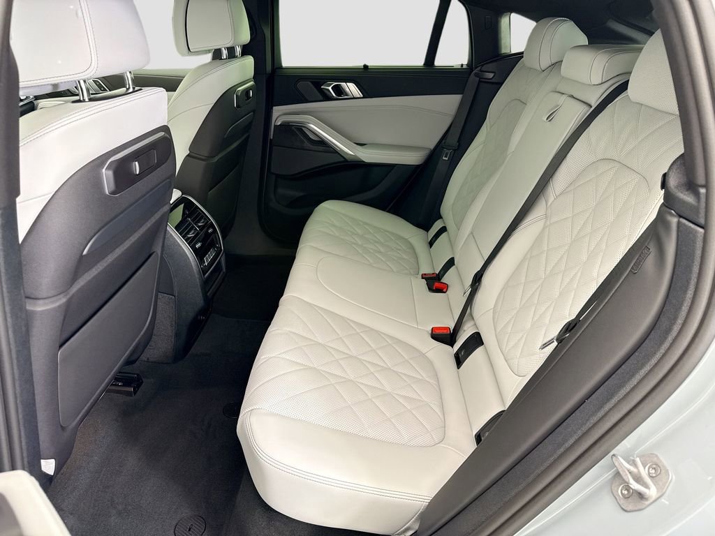 New 2027 BMW X6 xDrive40i AWD/4WD image 20