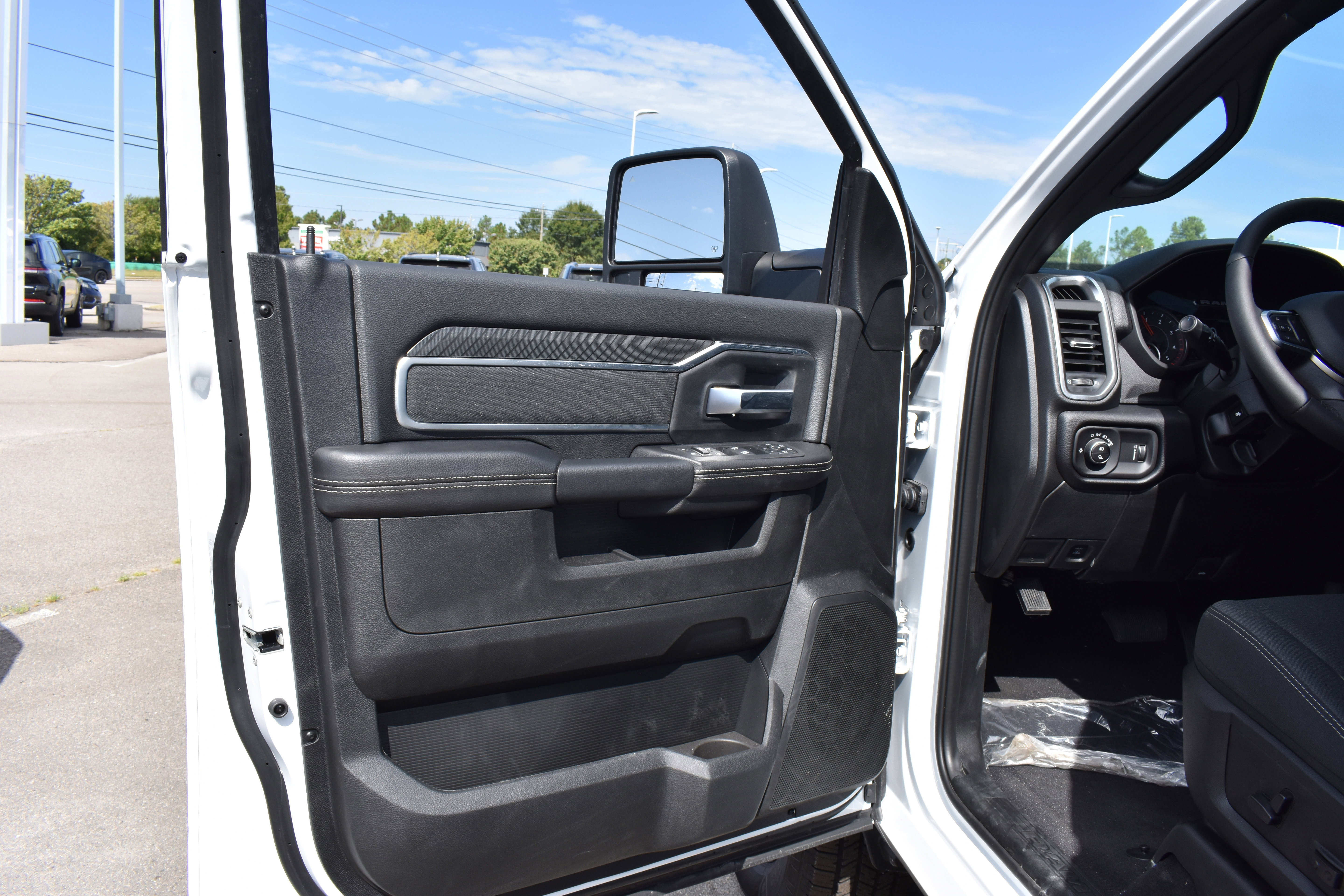 New 2026 RAM 2500 Big Horn image 25
