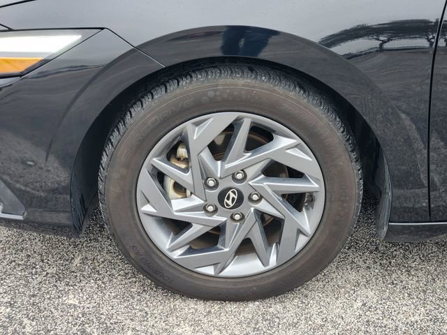 Used 2024 Hyundai Elantra SEL image 8