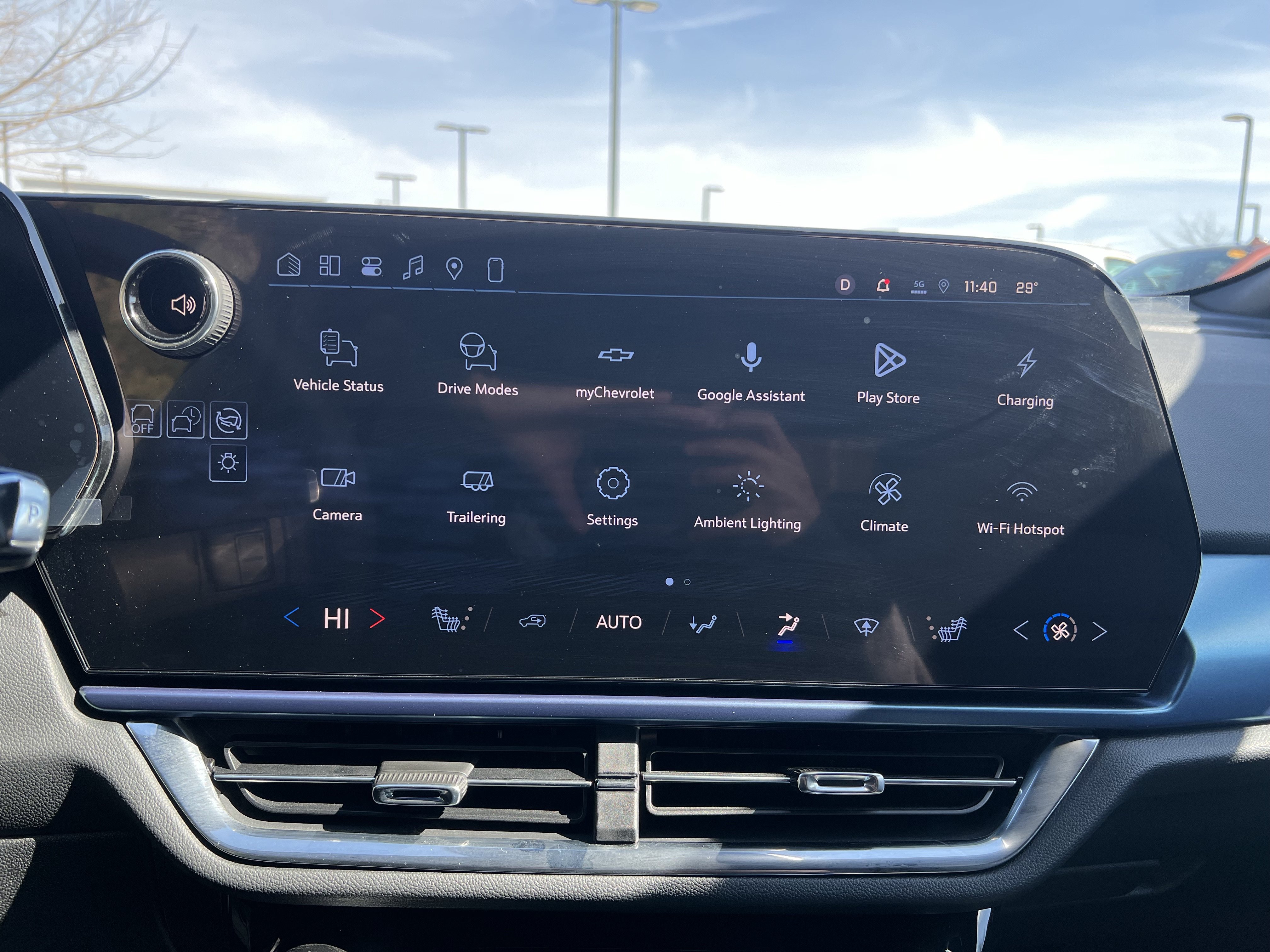 New 2026 Chevrolet Equinox EV LT AWD/4WD image 25