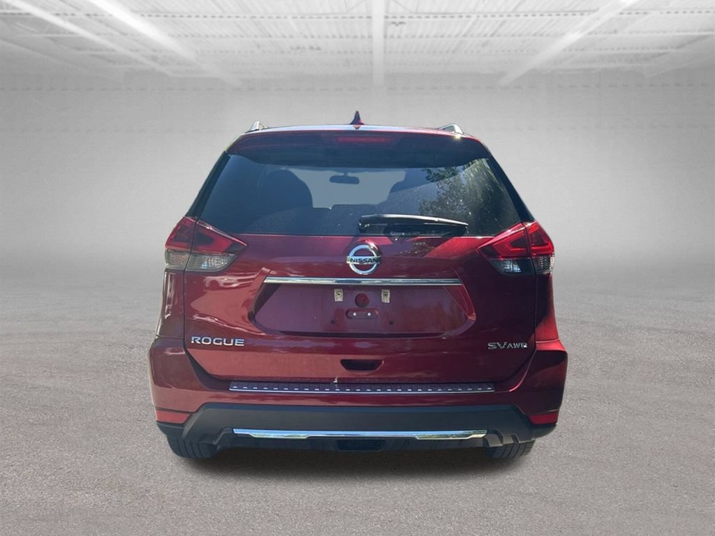 Used 2018 Nissan Rogue SV AWD/4WD image 4