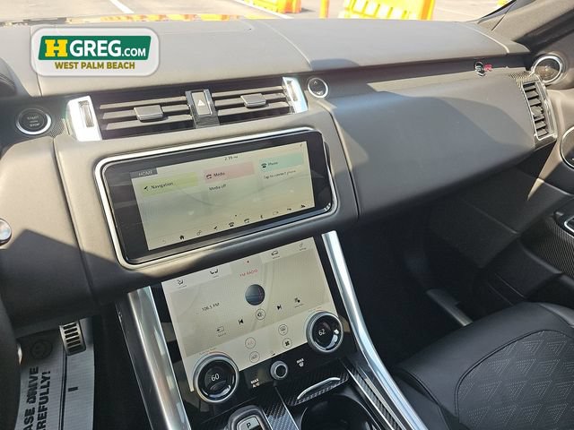Used 2022 Land Rover Range Rover Sport SVR Carbon Edition AWD/4WD image 13