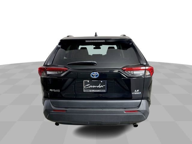 Used 2021 Toyota RAV4 LE AWD/4WD image 7
