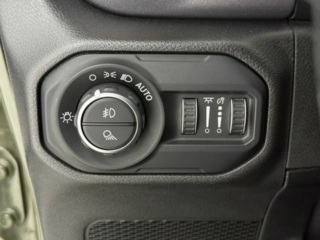 Used 2021 Jeep Gladiator Mojave AWD/4WD image 15