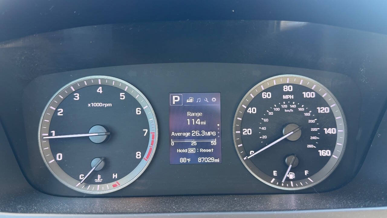 Used 2015 Hyundai Sonata SE w/ Option Group 09 FWD image 15