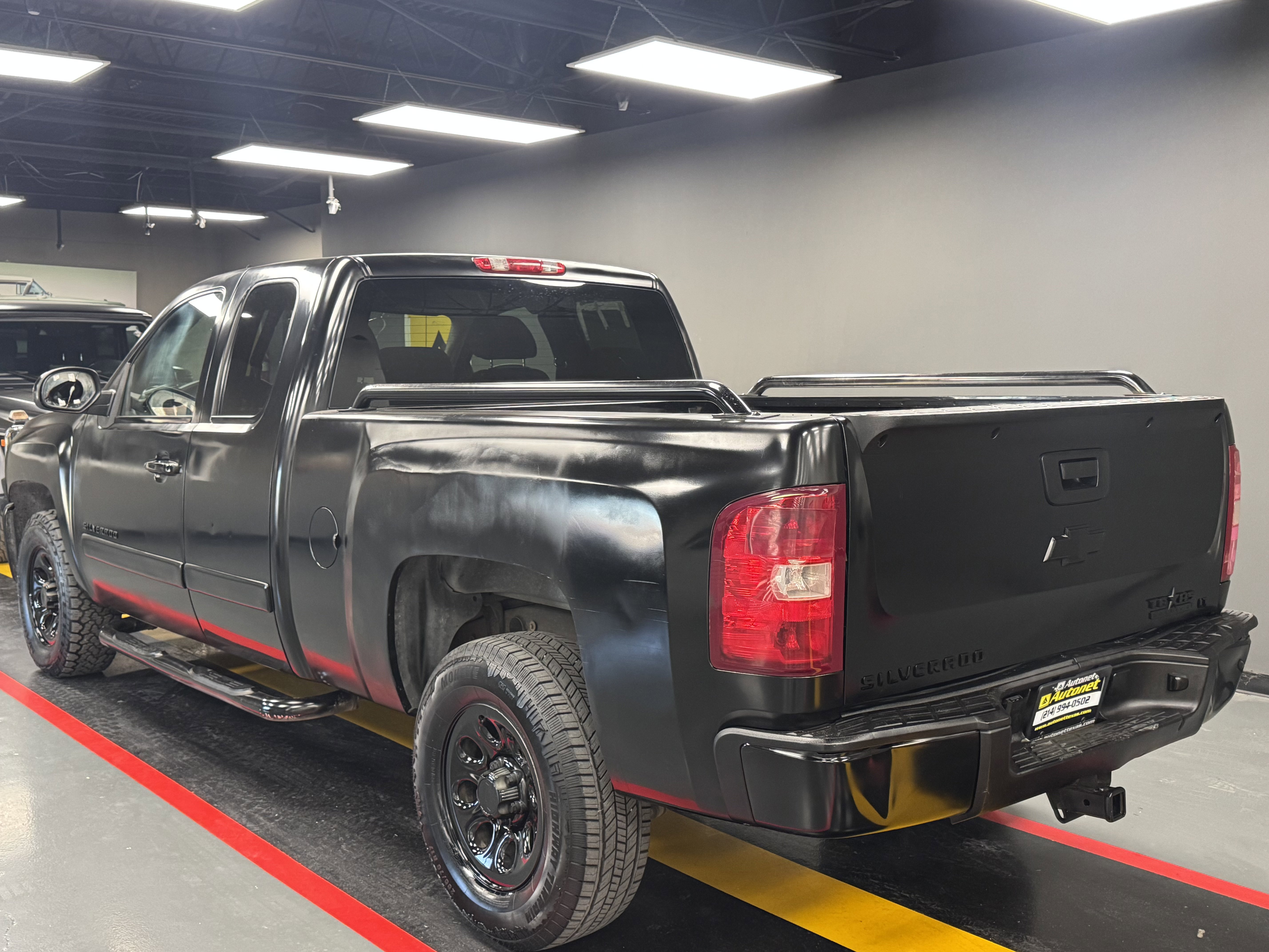 Used 2008 Chevrolet Silverado 1500 LT w/ Texas Edition RWD image 8