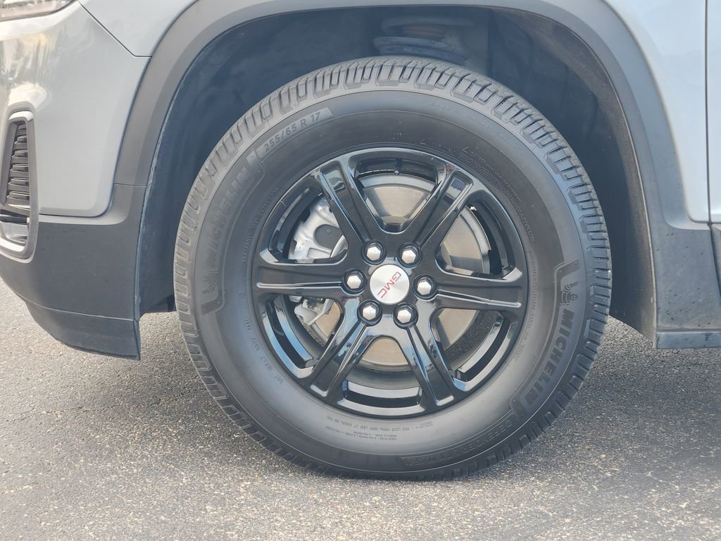 Used 2023 GMC Acadia AT4 w/ Technology Package image 9