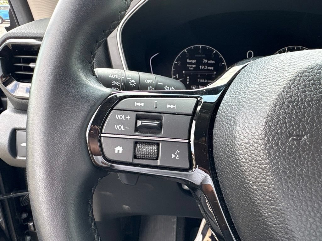 Used 2025 Honda Pilot EX-L image 22