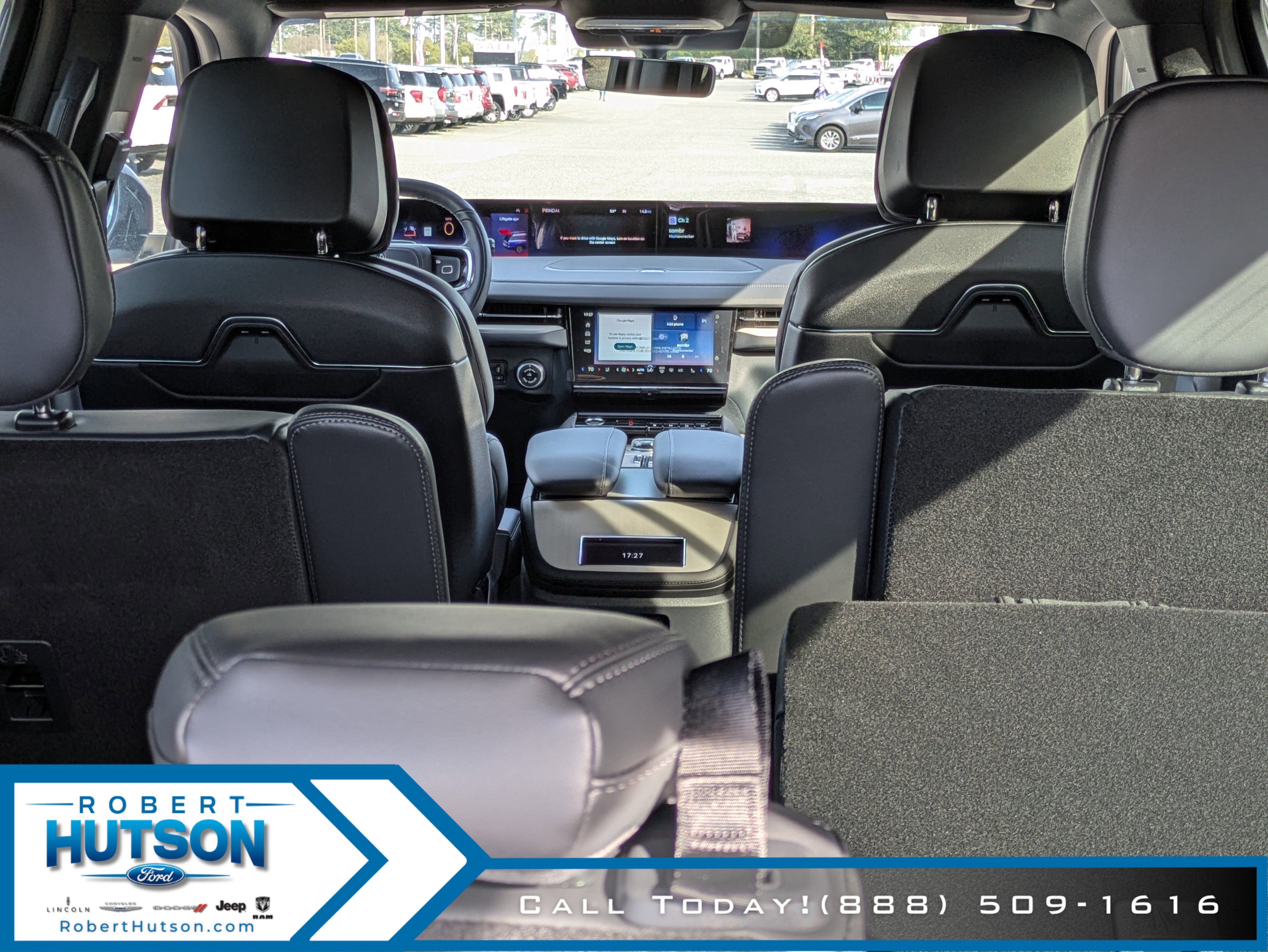New 2026 Lincoln Navigator L Reserve w/ Jet Appearance Package AWD/4WD image 12