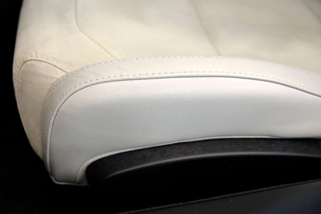 Used 2018 Jaguar F-TYPE Coupe image 16