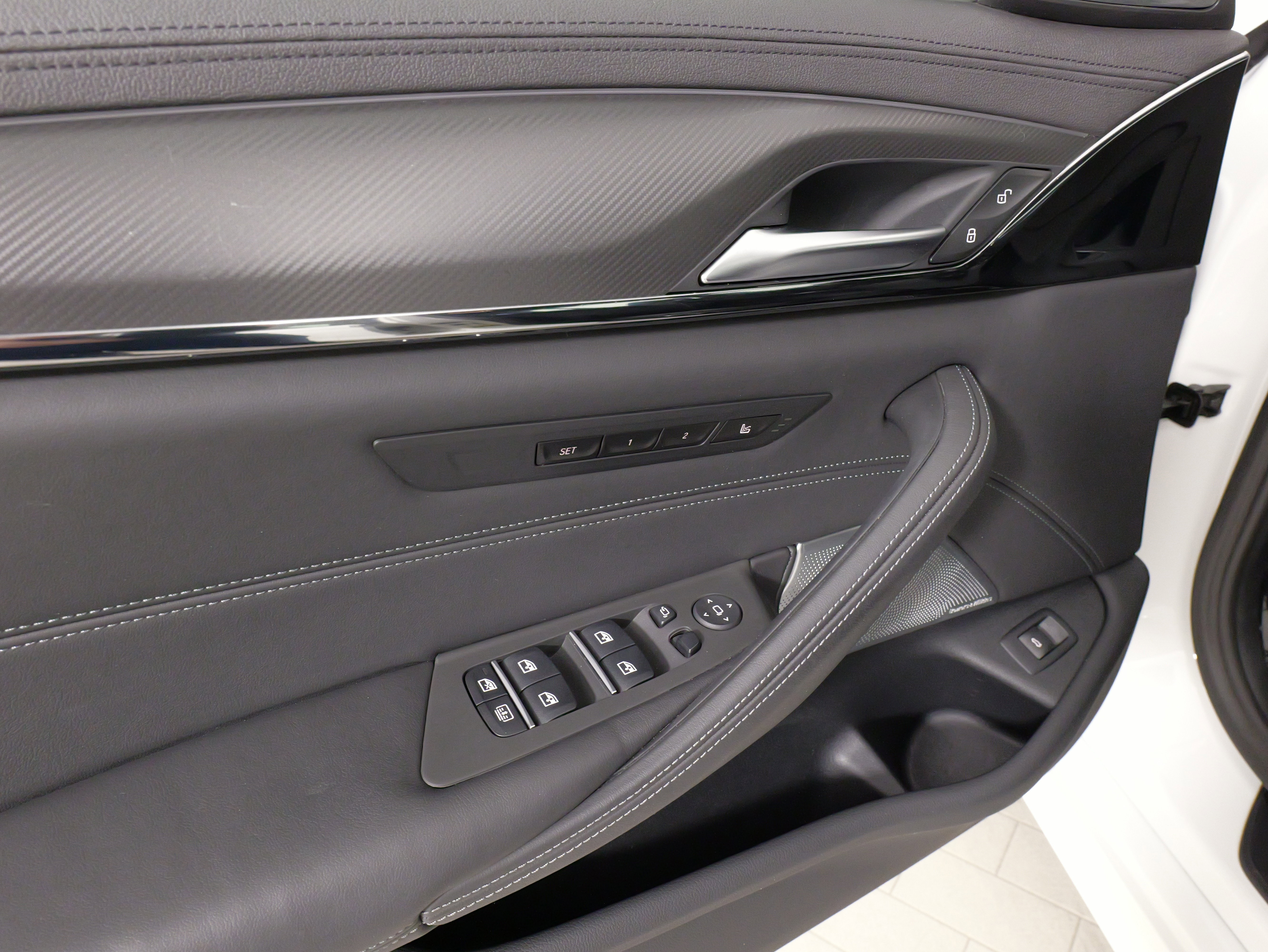 Used 2023 BMW M5 w/ Competition Package image 30