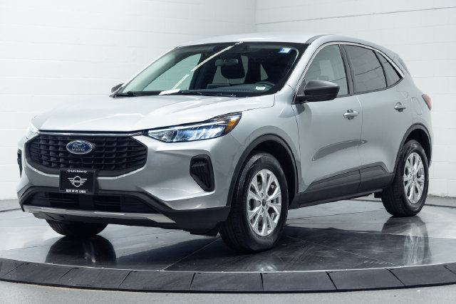 Used 2023 Ford Escape Active AWD/4WD image 6