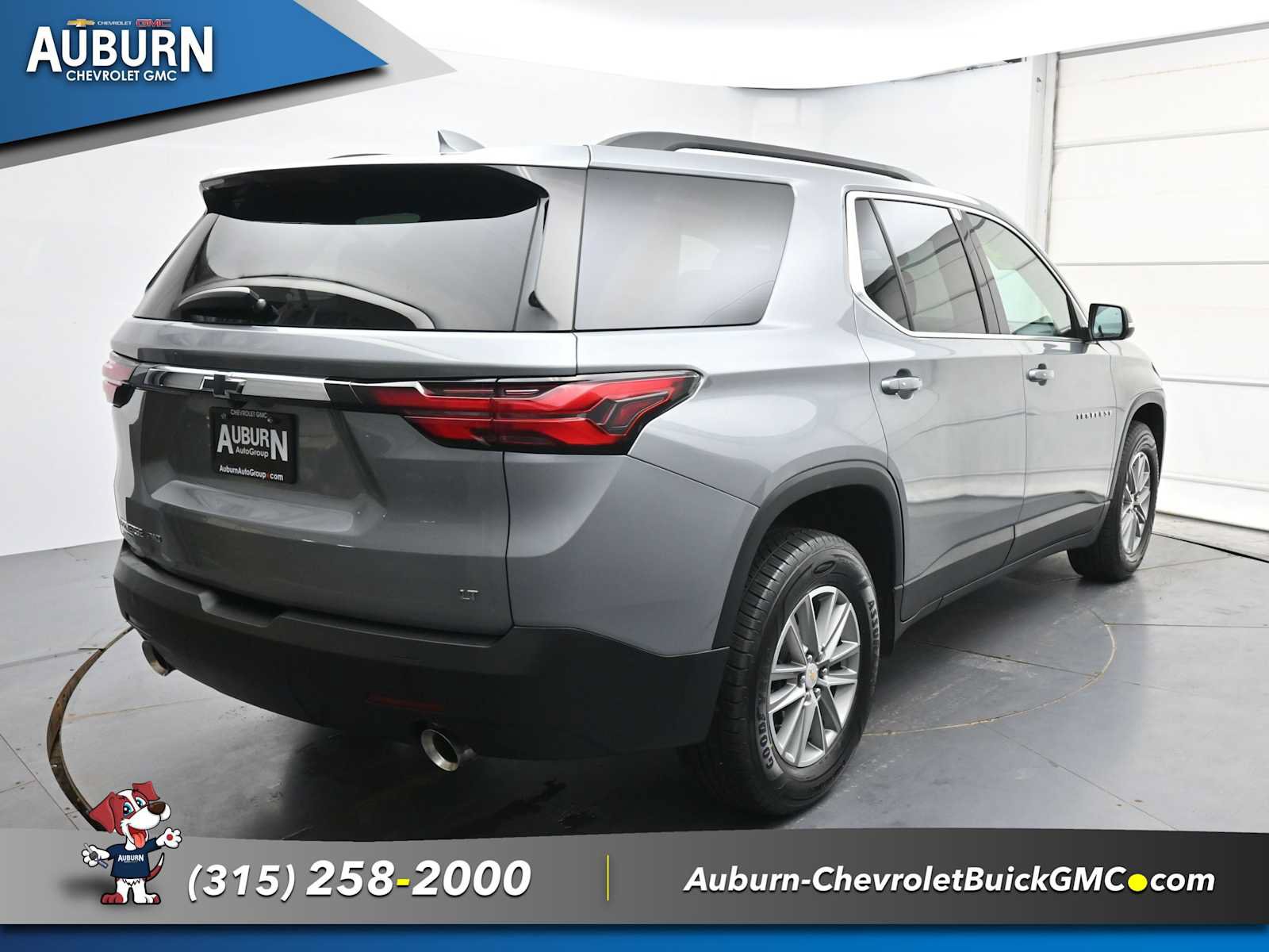 Used 2023 Chevrolet Traverse LT AWD/4WD image 17