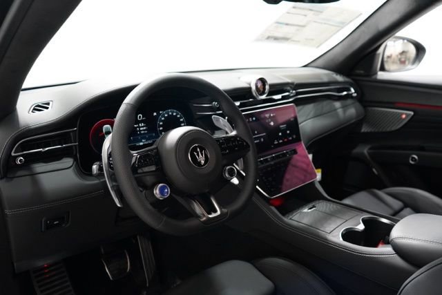 New 2026 Maserati Grecale Modena image 14