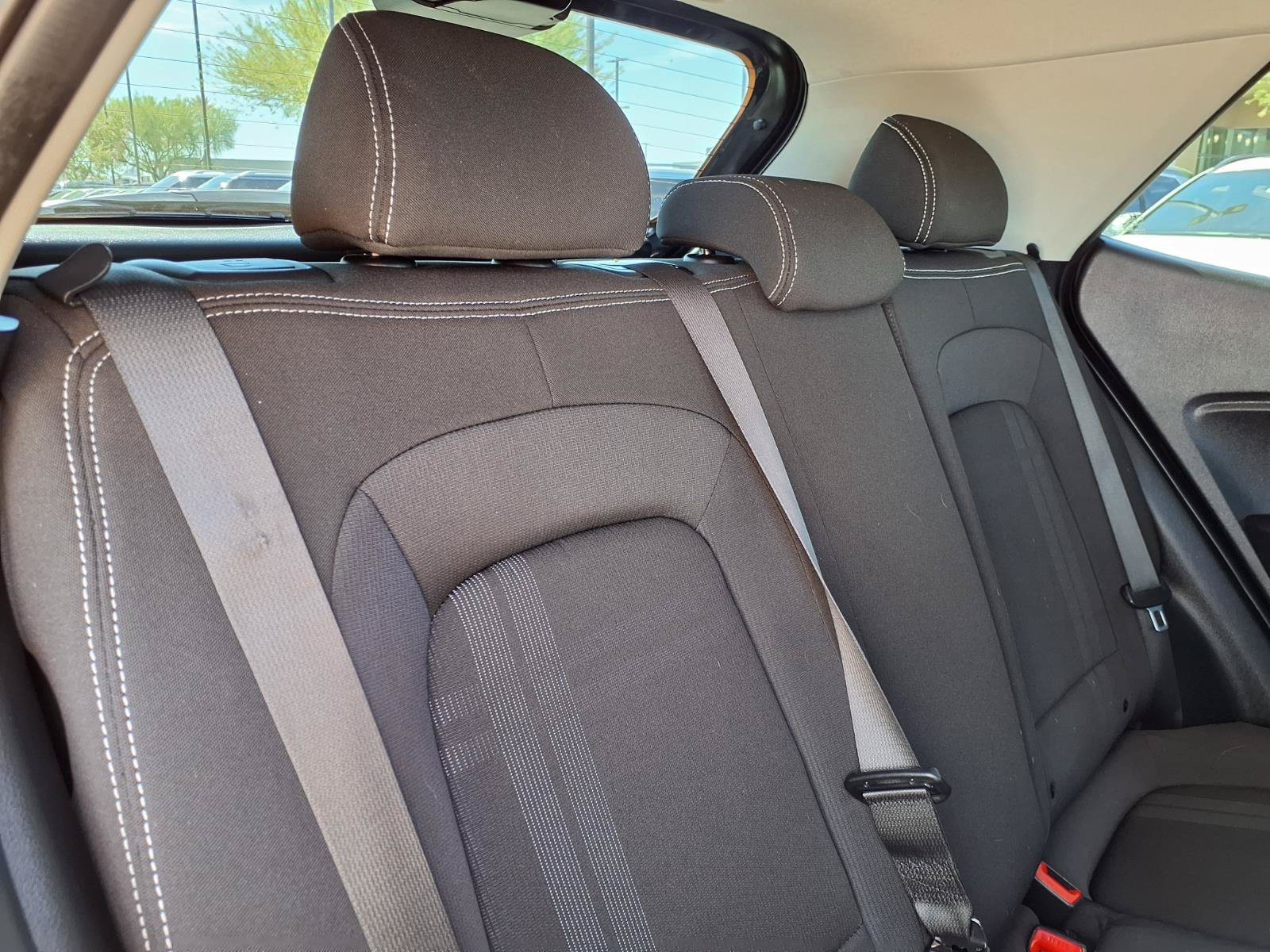 Certified 2022 Hyundai Venue SEL FWD image 15