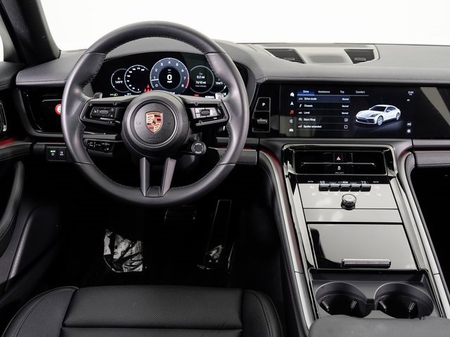 Certified 2025 Porsche Panamera 4 image 17
