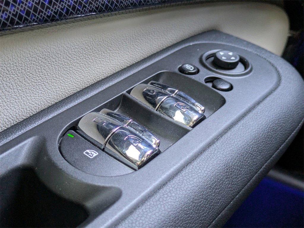 Used 2024 MINI Cooper Clubman S image 32