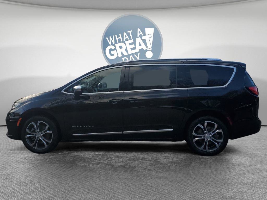 New 2026 Chrysler Pacifica Pinnacle image 7