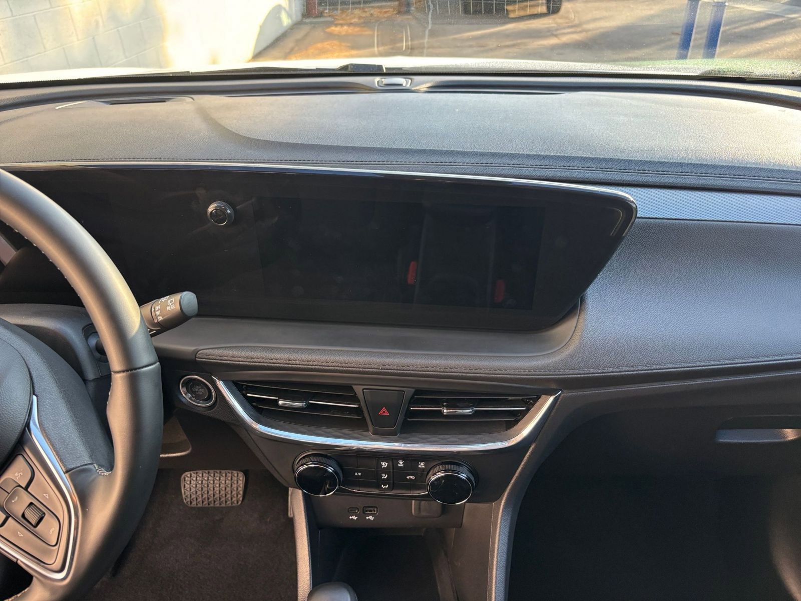 Used 2025 Buick Encore GX Preferred image 18