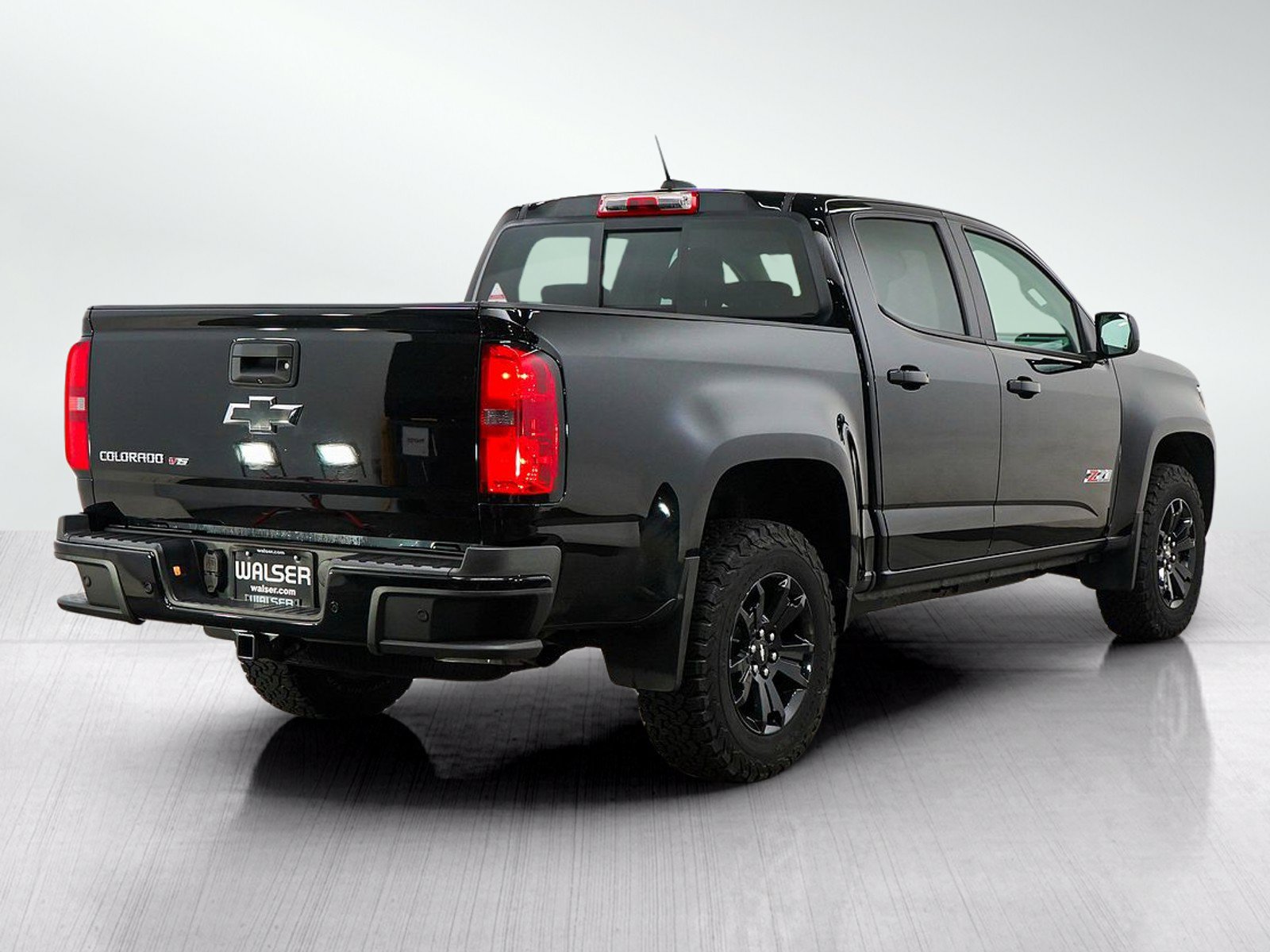Used 2019 Chevrolet Colorado Z71 w/ Z71 Midnight Edition AWD/4WD image 5